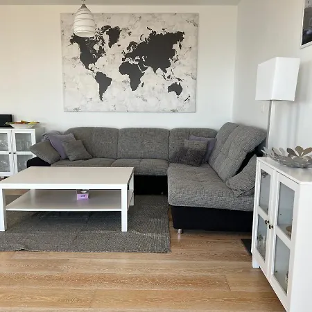 Sunny Z Oblednym Widokiem Na Morze * 바스카보다