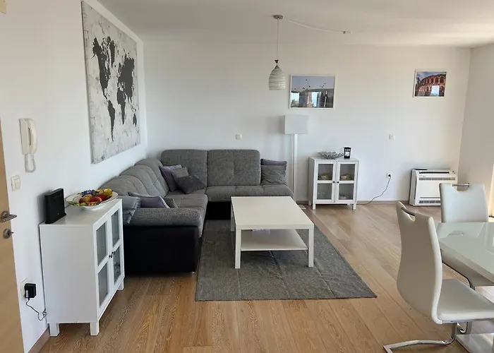 Sunny Z Oblednym Widokiem Na Morze 아파트 *