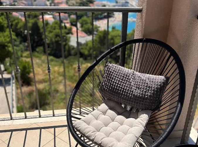 Sunny Z Oblednym Widokiem Na Morze 바스카보다